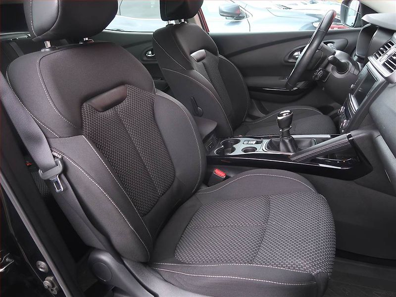 Renault Kadjar (2018) 1.2 TCe, Tempomat - fotka 9 z 15