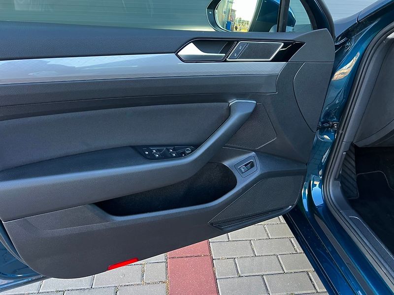 Volkswagen Passat - fotka 12 z 50
