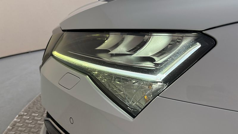 Škoda Superb 2.0 TDI DSG 4x4 Style - fotka 18 z 27