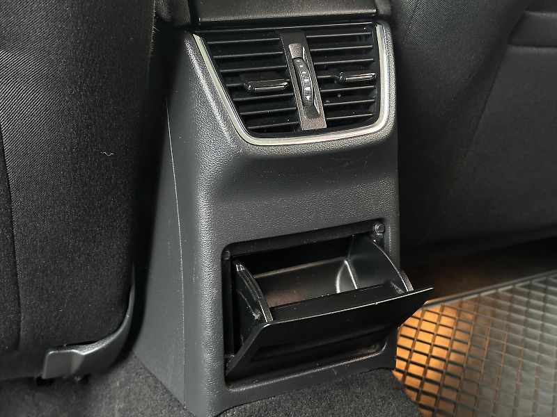 Škoda Octavia Combi 1.0TSi DSG Smartlink 2Z. - fotka 33 z 38