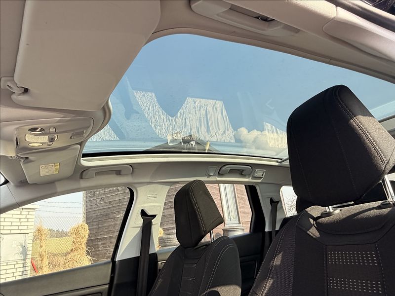 Peugeot 308 2,0 HDI 110kW PANORAMA - fotka 9 z 22