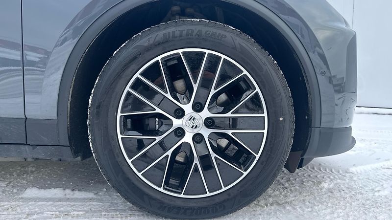 Porsche Macan (2025) 4 - fotka 10 z 29