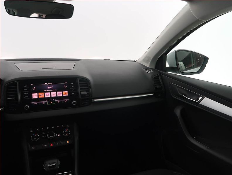 Škoda Karoq (2024) Fresh 1.5 TSI - fotka 8 z 21
