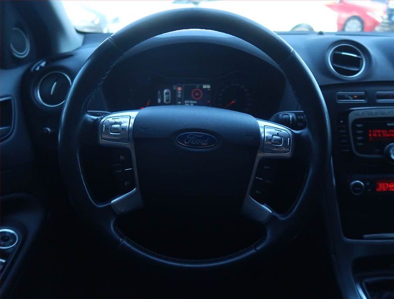 Ford Mondeo (2010) Titanium 2.0 TDCi, Tažné - fotka 15 z 18
