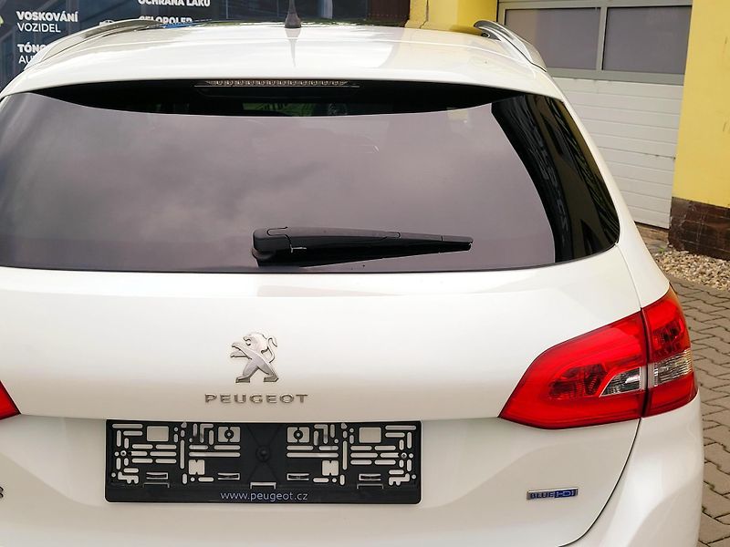 Peugeot 308 bHDi SW CZ *SERV.KNÍŽKA*   - fotka 47 z 48