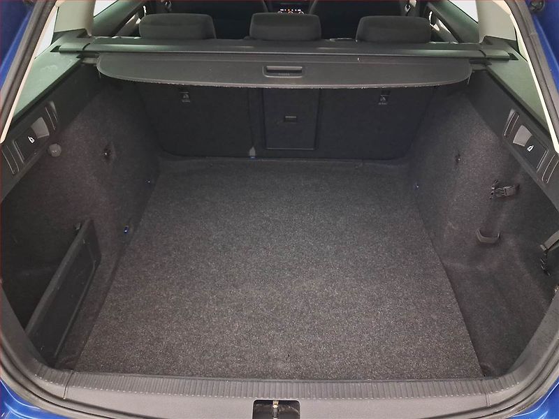 Škoda Octavia (2016) 1.6 TDI, Tempomat - fotka 13 z 23