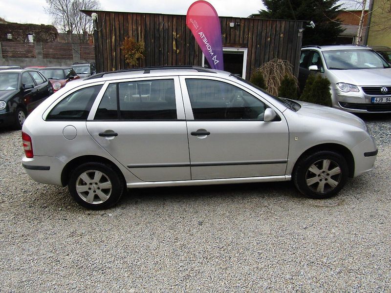 Škoda Fabia (2004) 1.4 TDI 55kW - fotka 9 z 36