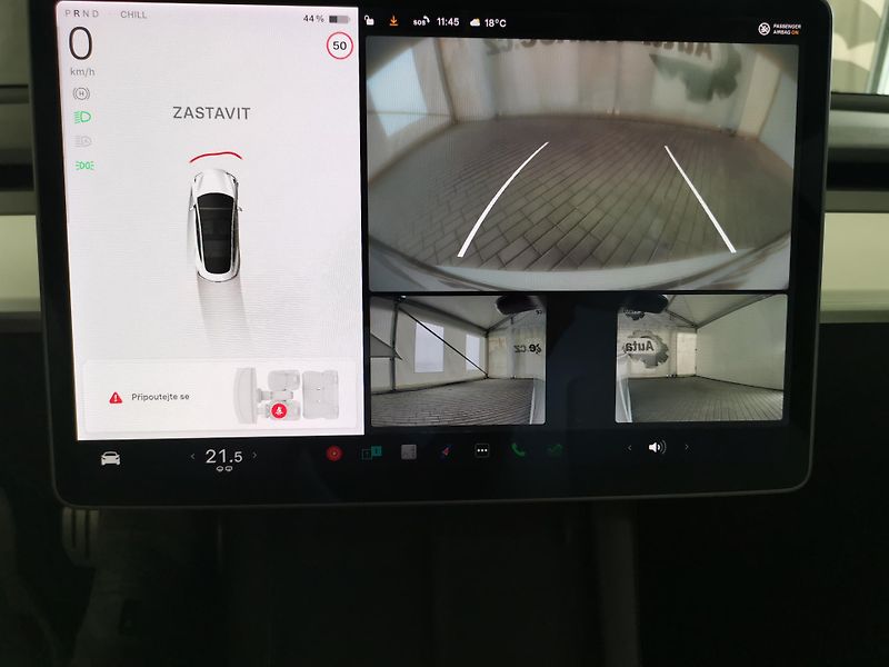 Tesla Model 3 (2021) 377KW Performance 39tkm DPH  - fotka 19 z 28