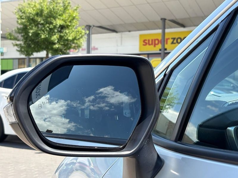 Toyota Corolla 1.8 Style - fotka 19 z 19