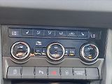 Škoda Karoq 2,0 TDI DSG Sportline 4x4 DPH - náhled 25