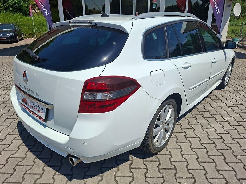 Renault Laguna (2013) 2.0dCi 110kW BLACK EDITION - fotka 8 z 38