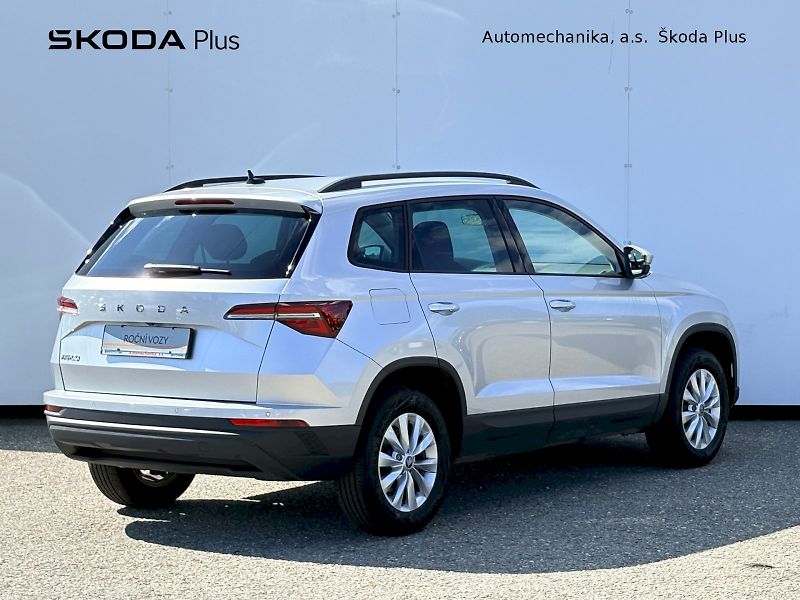 Škoda Karoq (2025) 1.5 TSI / 110 kW / SELECTION - fotka 2 z 29