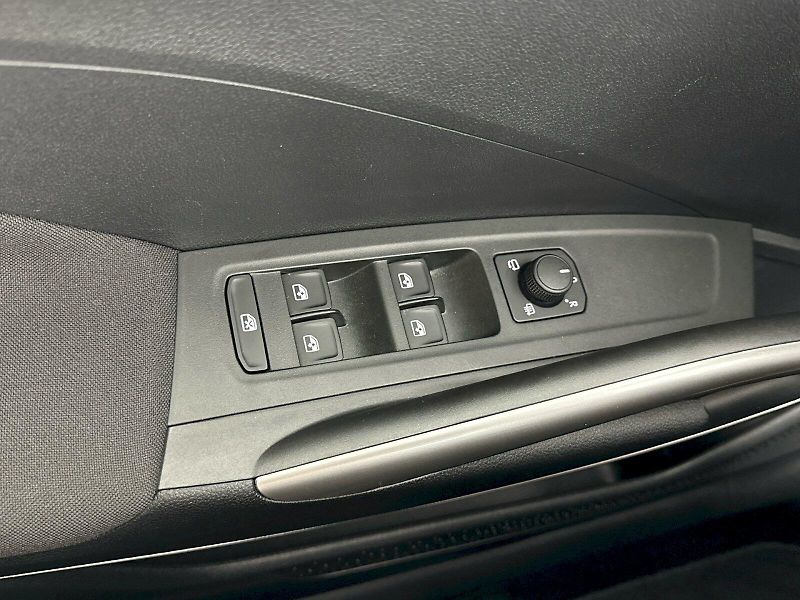 Škoda Fabia (2025) DSG 1.0TSI 85kW Top Selection - fotka 25 z 29