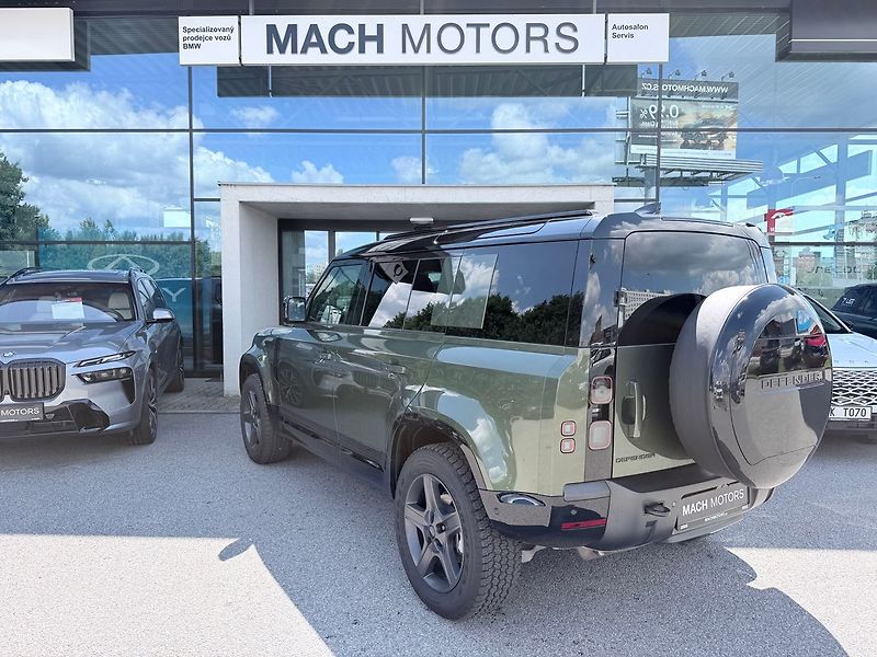Land Rover Defender X-Dynamic SE D250 - fotka 3 z 17