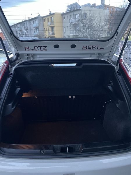 Abarth Punto Evo (2010) 1.4T-jet 114kW - fotka 12 z 12
