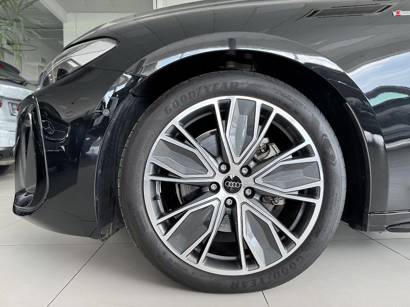 Audi A5 TFSI 150kW*S-LINE*REZERVACE! - fotka 36 z 37