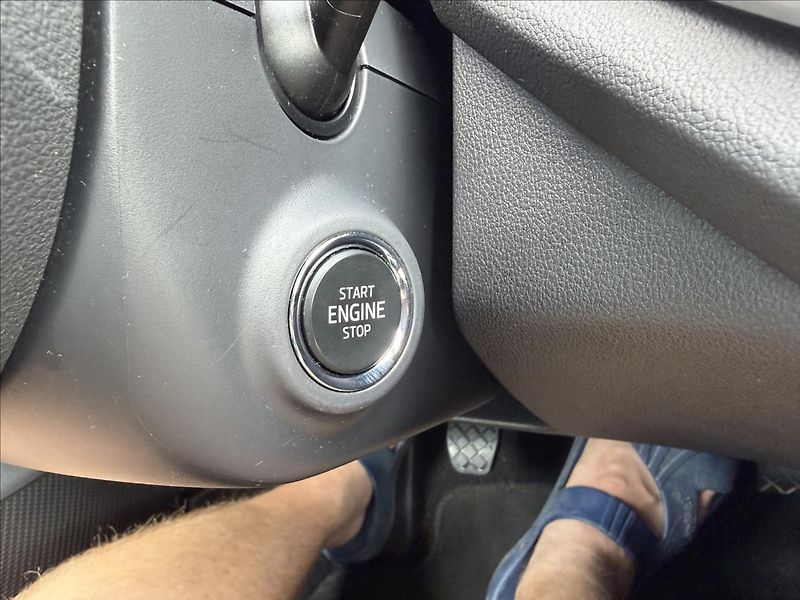 Škoda Octavia 1,5 TSi DPH  ACC,LED,KESSY,ALU - fotka 27 z 50