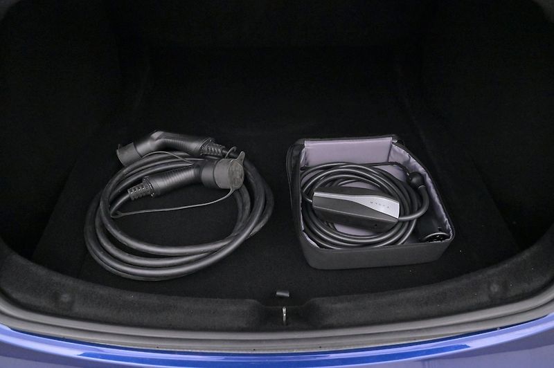 Tesla Model 3 Long Range AWD Highland - fotka 22 z 23