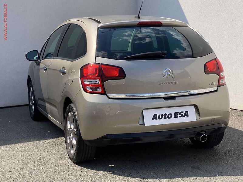Citroën C3 (2011) 1.4i, ČR, AC, park. čidla, - fotka 6 z 17