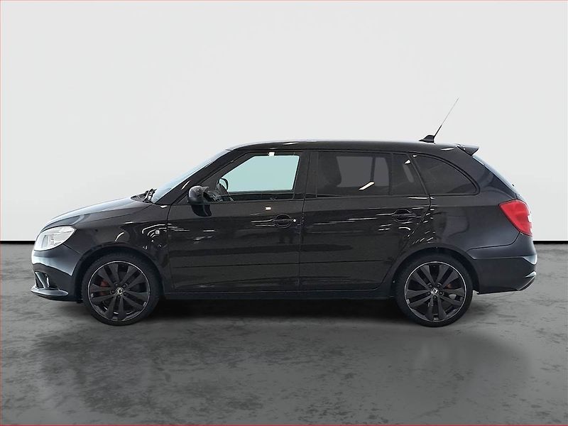 Škoda Fabia (2010) RS 1.4 TSI, Automat, Navi - fotka 3 z 17