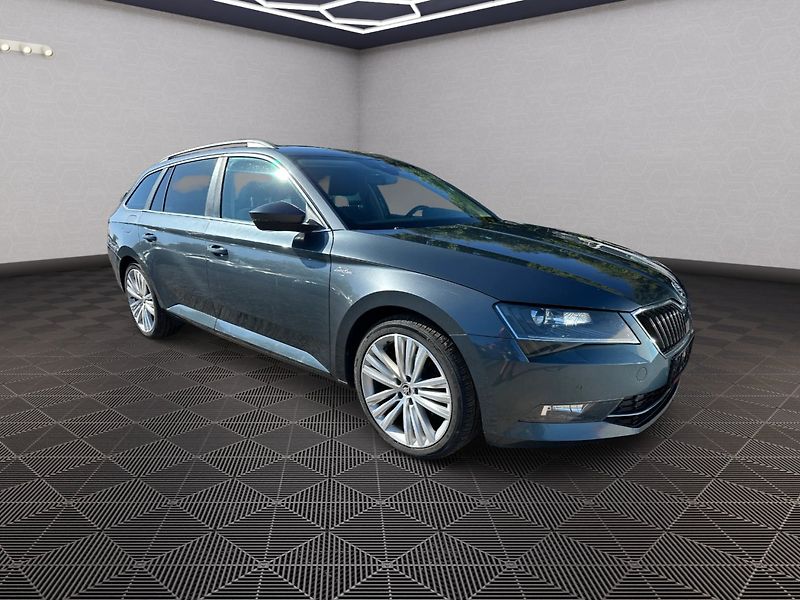 Škoda Superb (2015) 2.0Tdi 140KW DSG - fotka 1 z 23