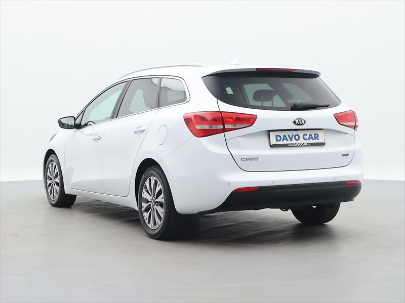 Kia Ceed 1.6 CRDi 100kW Aut. CZ DPH - fotka 5 z 32