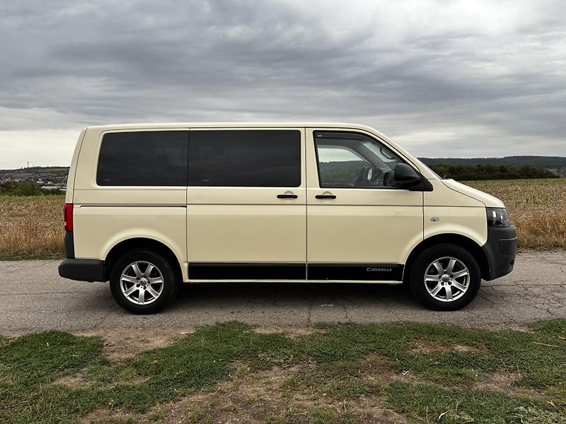 Volkswagen Caravelle (2012) T5.1 2.0 TDI 103 kW (CAAC) - fotka 6 z 15