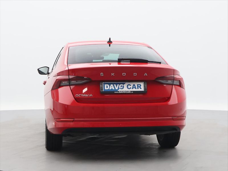 Škoda Octavia 2,0 TDI 110kW DSG Style CZ - fotka 6 z 28