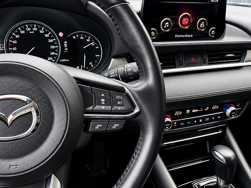 Mazda 6 (2021) 2.0i 121kW SKYACTIV-G OPTIMUM - fotka 16 z 36