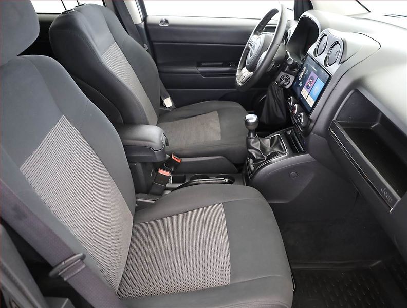 Jeep Compass (2012) 2.4, LPG, 4X4, Serv.kniha - fotka 7 z 15