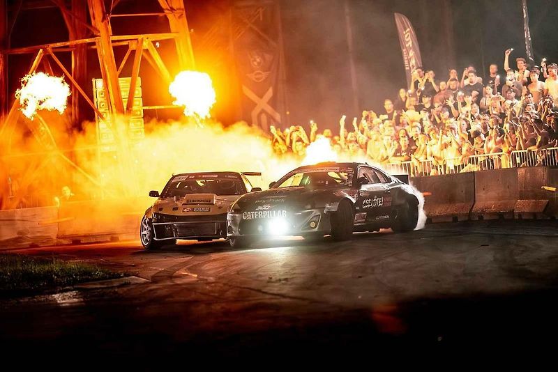 Finále Race The Streets, mezinárodního šampionátu v driftech v Dolní oblasti Vítkovic. 9. srpna 2025 v Ostravě.