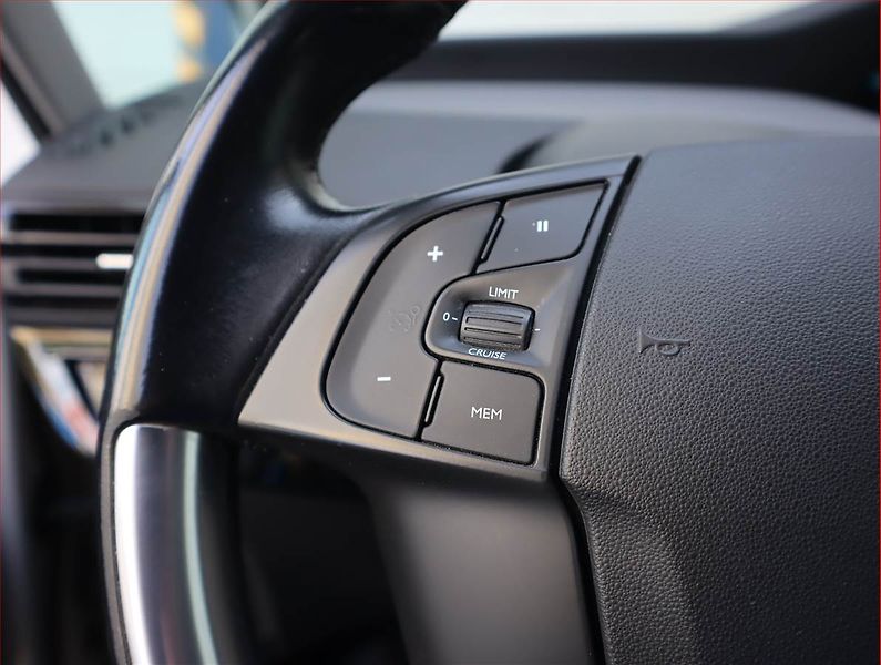 Citroën C4 Picasso (2017) 1.6 BlueHDi, 7 míst - fotka 20 z 20