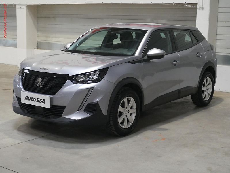 Peugeot 2008 (2020) 1.2PT, ČR, Active - fotka 3 z 17