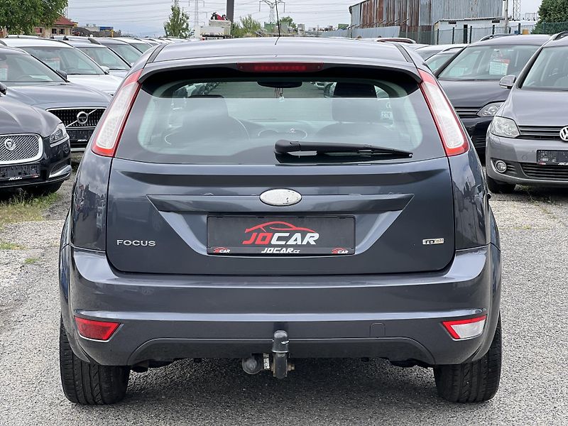Ford Focus 1.6TDCi 66KW ČR TAŽNÉ KLIMA - fotka 6 z 39