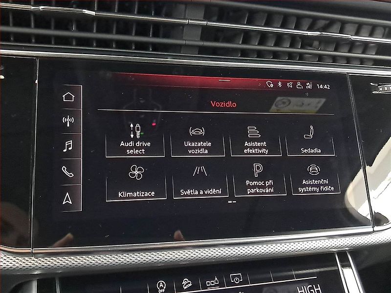 Audi Q7 (2020) 50 TDI - fotka 16 z 23