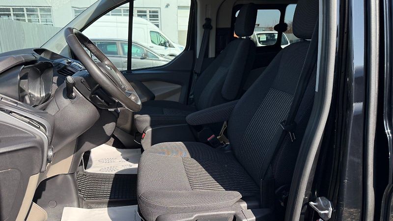 Ford Tourneo Custom (2017) 2.0TDCi 125kW*A/T*8míst*Tažne* - fotka 9 z 23