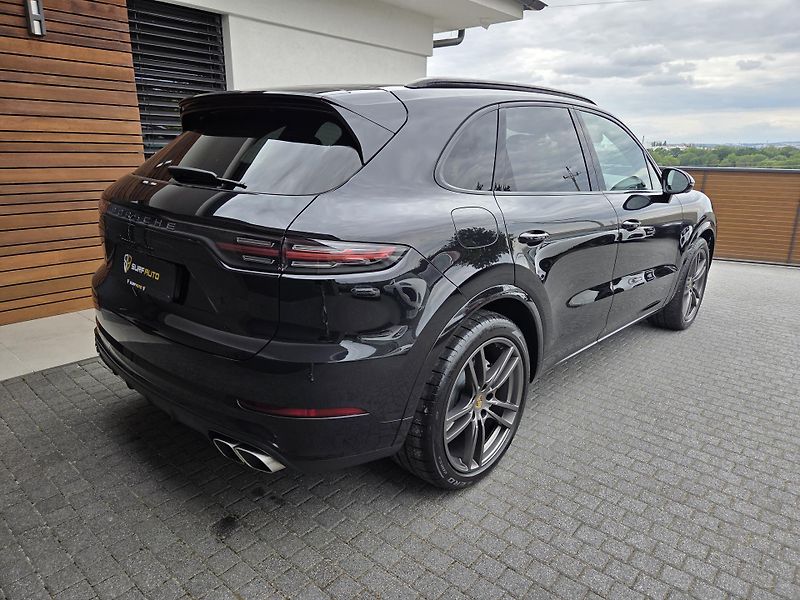 Porsche Cayenne TURBO 1maj ZÁRUKA 11/27 - fotka 3 z 49