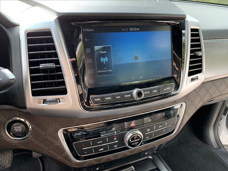 SsangYong Rexton 2,2 D AWD,1.MAJ.,ČR,SERVISKA - fotka 12 z 27
