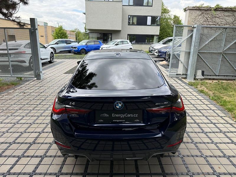 BMW Ostatní eDrive 40, Tažné, M-paket, - fotka 37 z 40