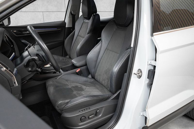 Škoda Karoq 1.5 TSI STYLE+*DSG*WEBASTO*ČR - fotka 10 z 44