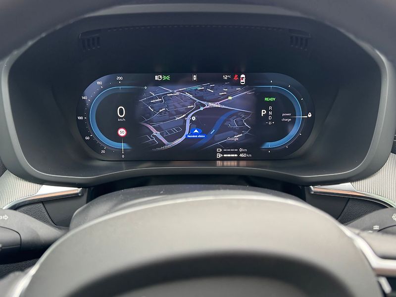 Volvo XC60 T8 ULTRA BLACK EDITON ,335 kW - fotka 16 z 23