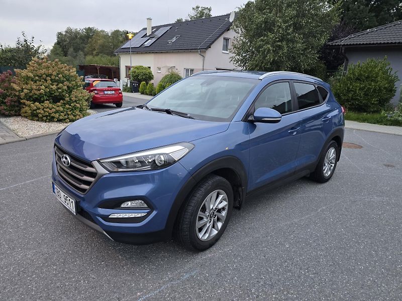 Hyundai Tucson (2015) 1.7CRDi, tažné, Alu zimní sada - fotka 4 z 18