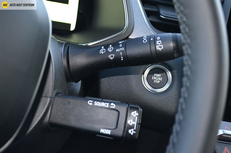 Renault Captur techno E-Tech full hybrid 145 - fotka 41 z 51