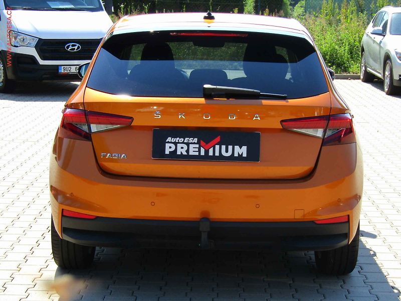 Škoda Fabia (2022) 1.0 TSi, 2.maj,ČR, servis - fotka 5 z 17