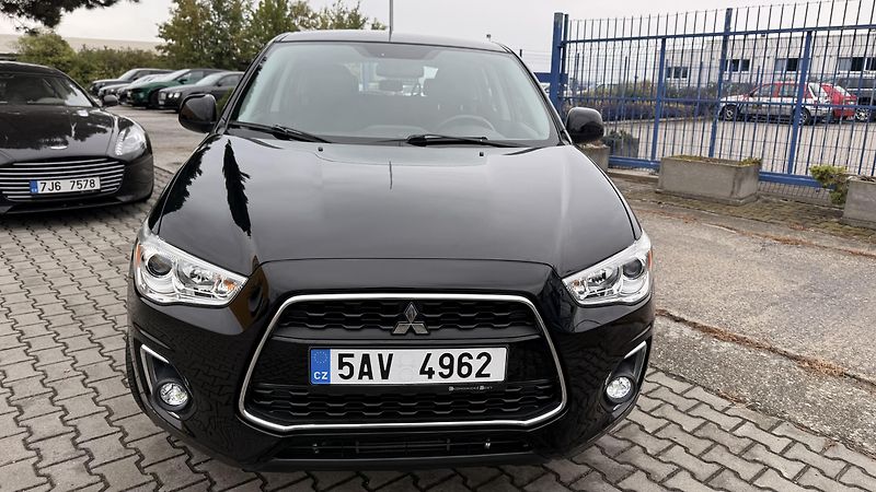 Mitsubishi ASX (2016) 1.6Di-D, ČR,4X4 - fotka 46 z 56