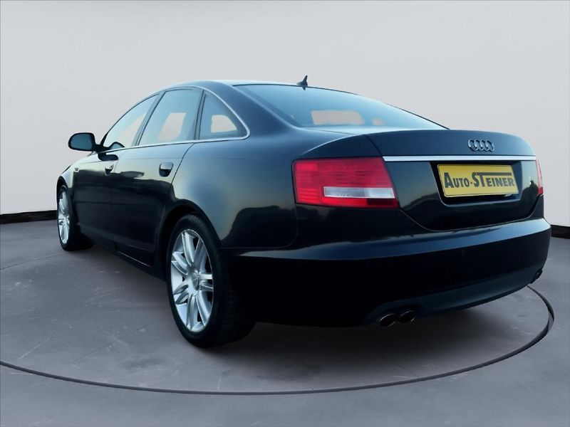 Audi S6 5,2 fsi V10 exclusive - fotka 7 z 26