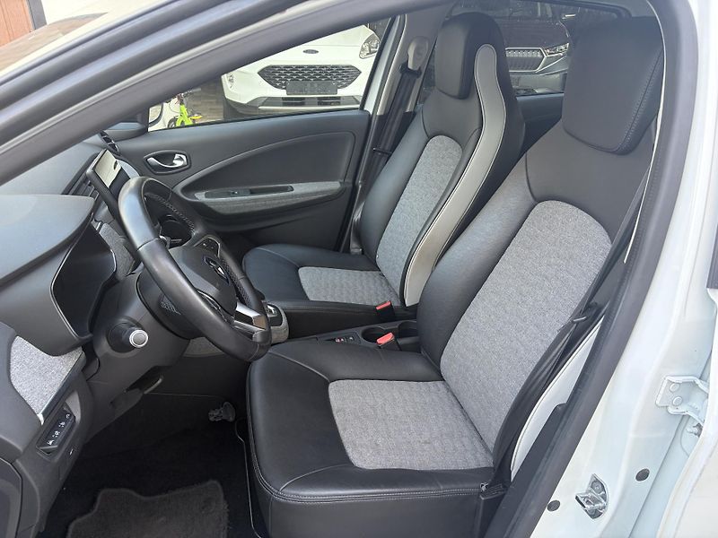 Renault ZOE (2020) Intens, Boss, p.kamera, 55kwh - fotka 5 z 10
