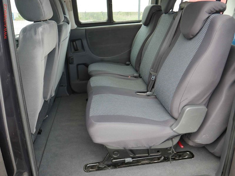 Citroën Jumpy (2015) 2.0HDi 6míst, 1.maj,ČR - fotka 10 z 16
