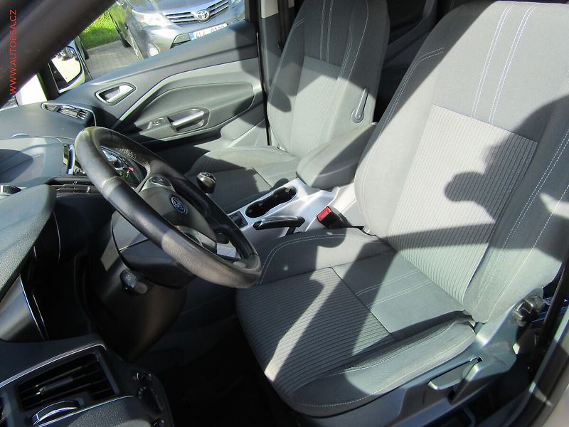 Ford Grand C-MAX (2011) 2.0 TDCi, AC, temp - fotka 9 z 15