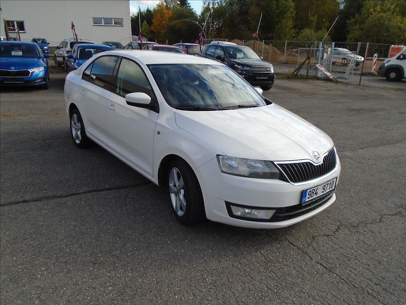 Škoda Rapid 1,2 - fotka 1 z 25